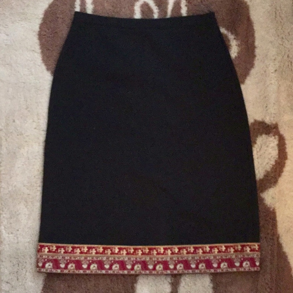Express Mid Length Skirt
